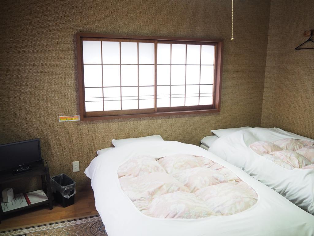 Sudomari Minshuku Friend Hotel Yakushima  Bagian luar foto