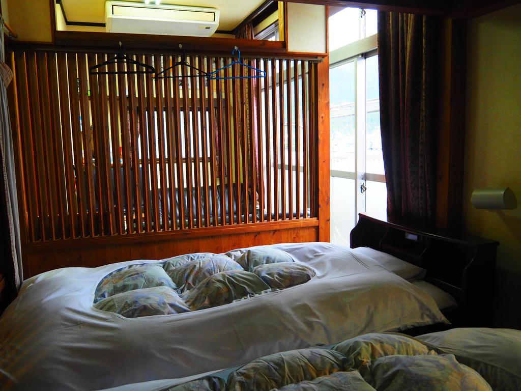 Sudomari Minshuku Friend Hotel Yakushima  Bagian luar foto